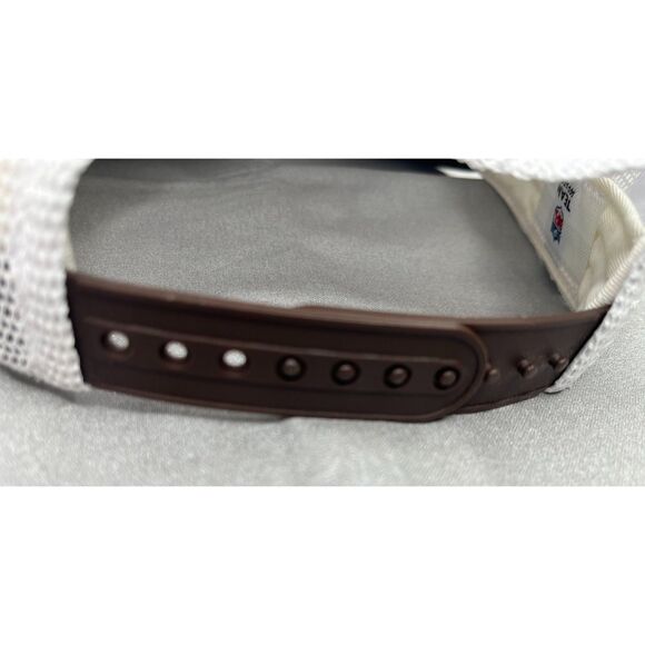 Cleveland Browns Trucker Hat Snapback Cap NFL Team Apparel Brown & White Mesh - Picture 6 of 8